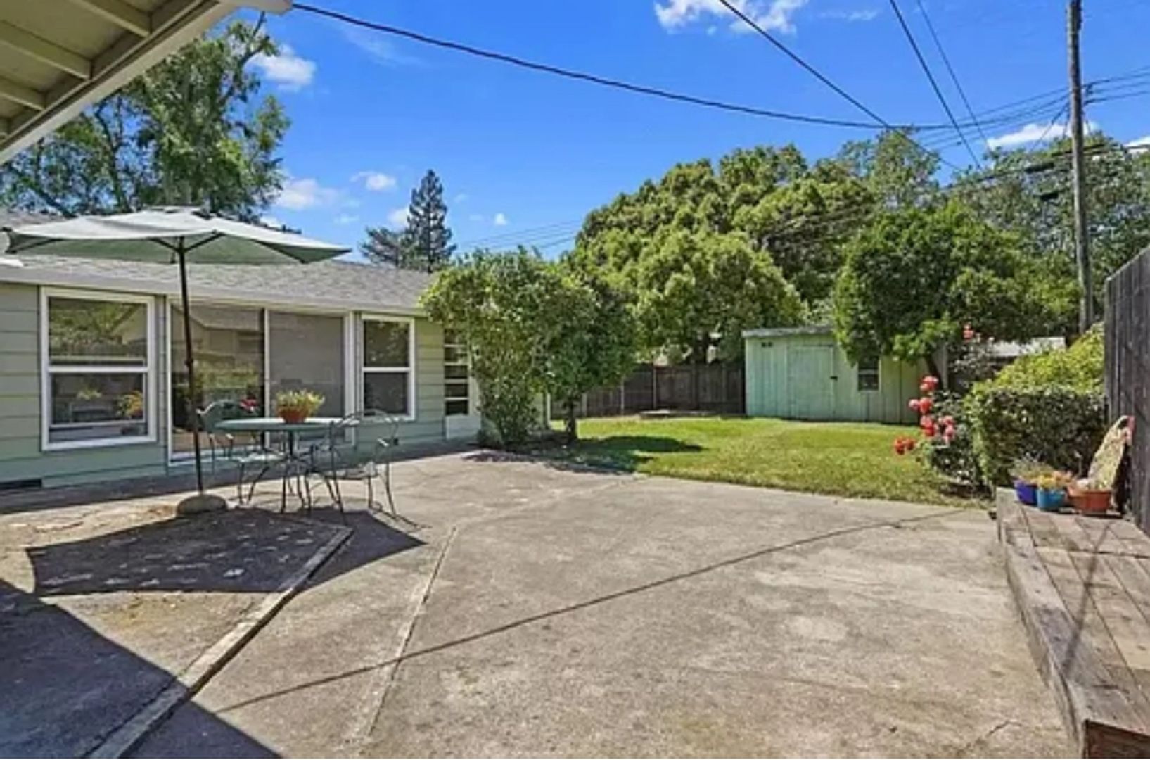 Sacramento Apartment: 1340-1342 55th Street