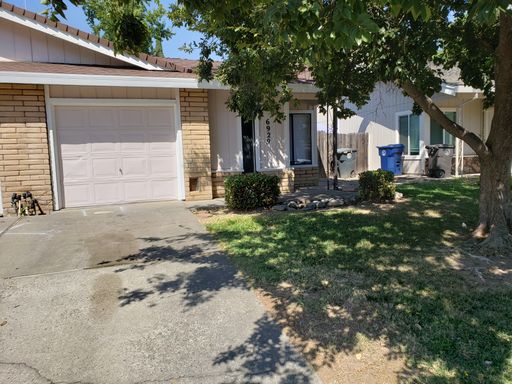 COMING SOON! 2 bedroom 2 bath Duplex in Citrus Heights – photo 1