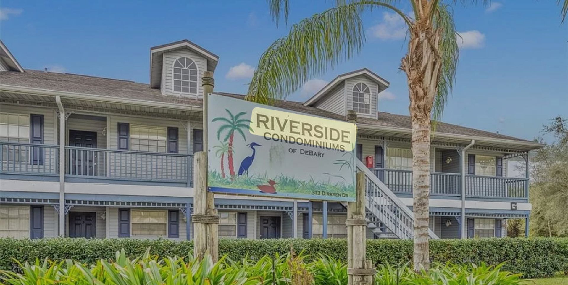 DeBary House: 313 Dirksen Dr #C-12