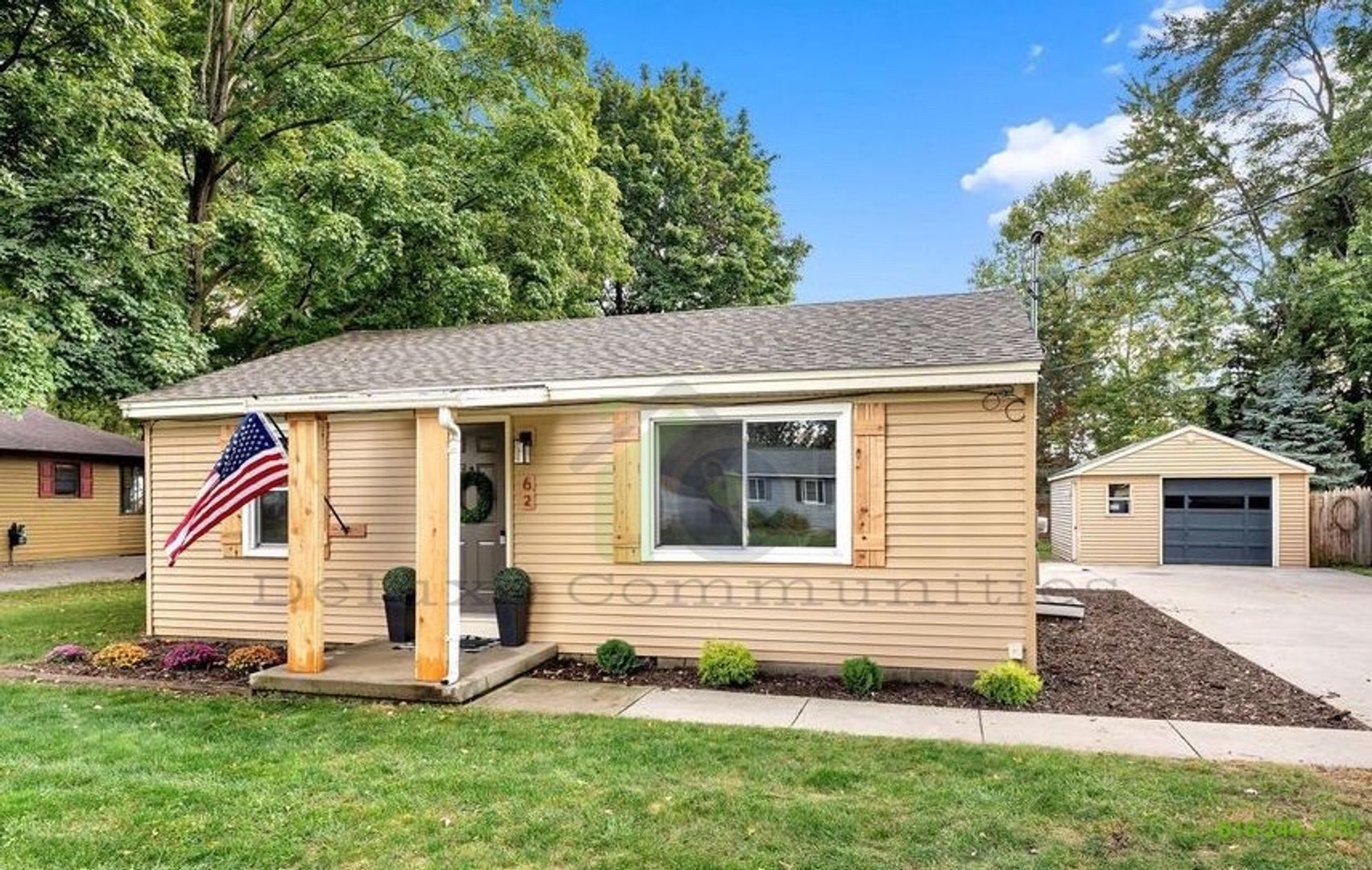 Grand Rapids House: 62 Kenton St SE