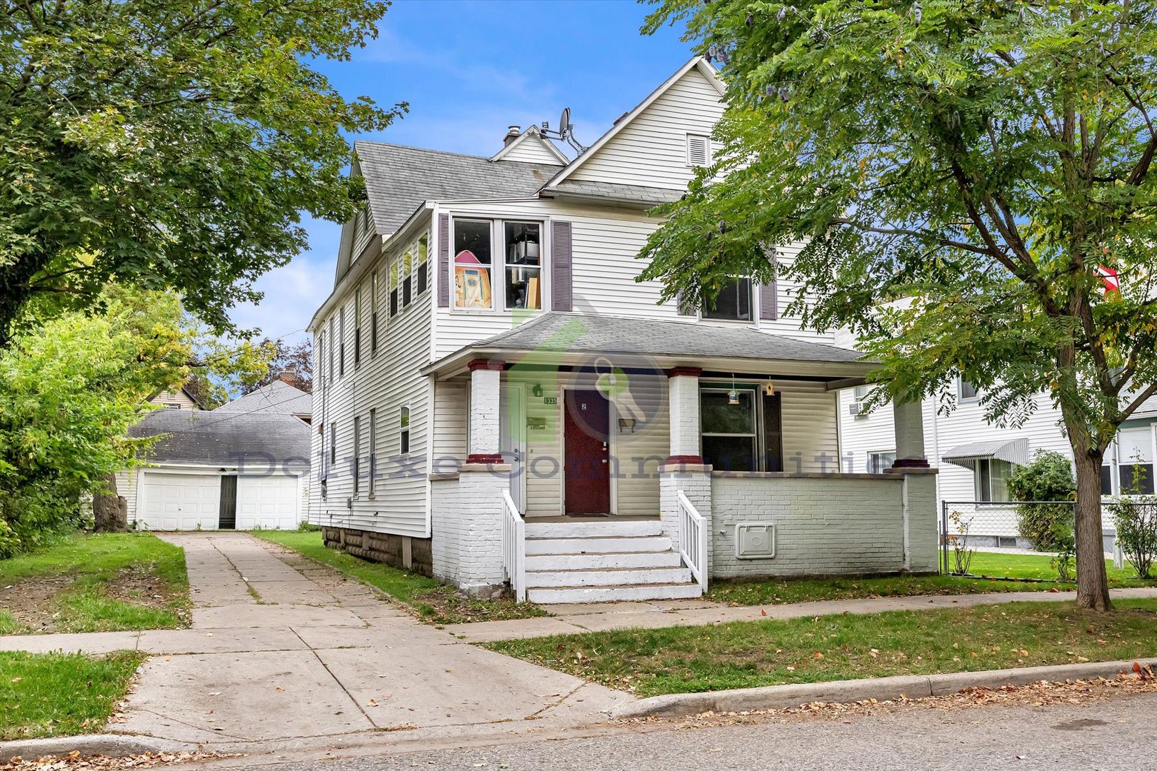 Grand Rapids Apartment: 1335 Hamilton Ave NW