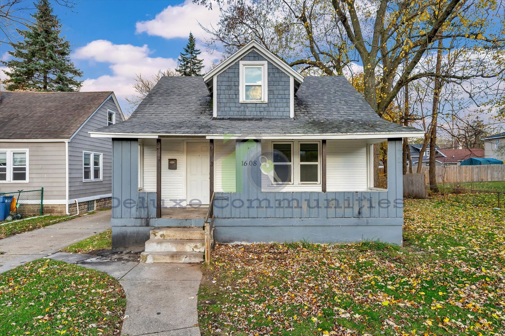 Grand Rapids House: 1608 Blaine Ave SE