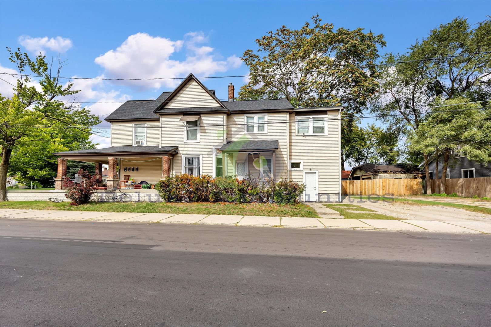 Grand Rapids House: 1928 Darwin Ave SW - 2