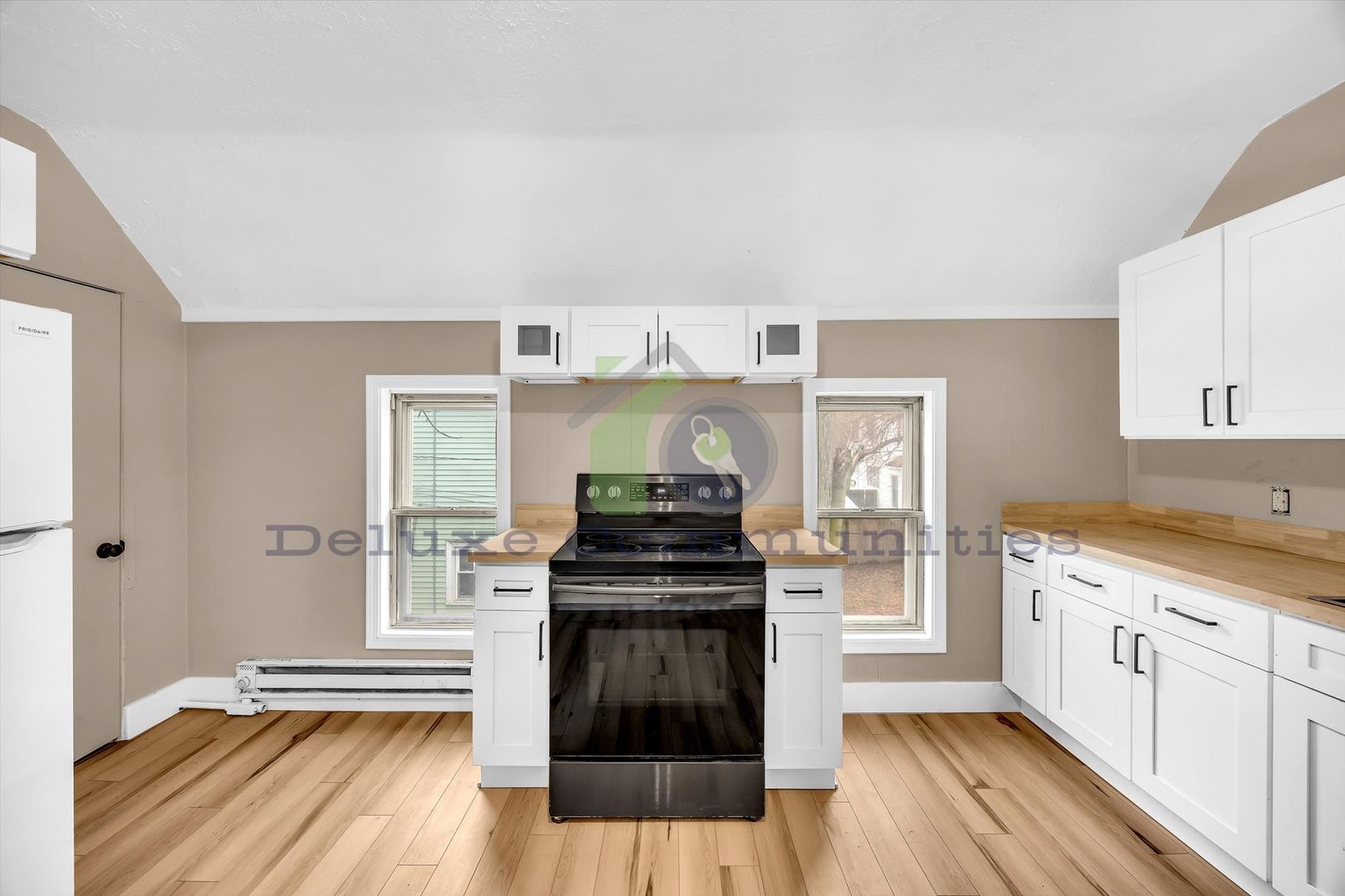 Grand Rapids Apartment: 1011 Jennette Ave NW