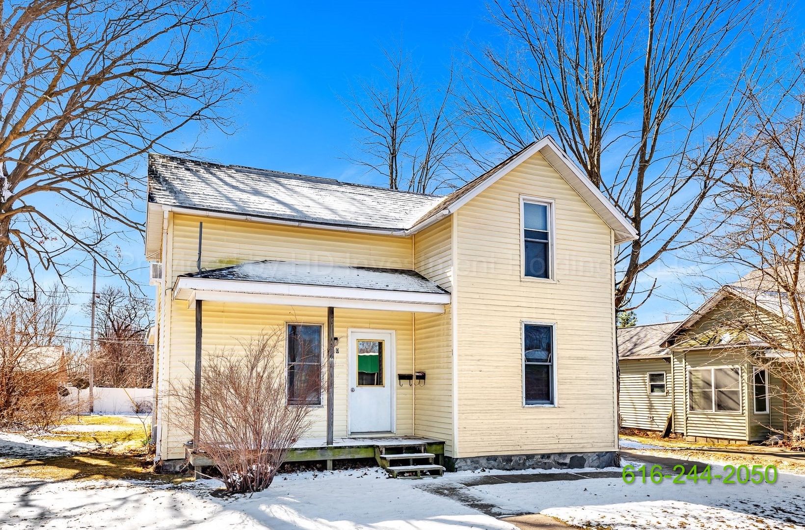 Fremont Apartment: 110 W Elm St