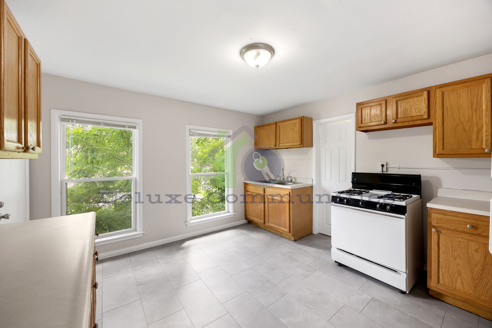 Grand Rapids Apartment: 801 Prospect Ave SE