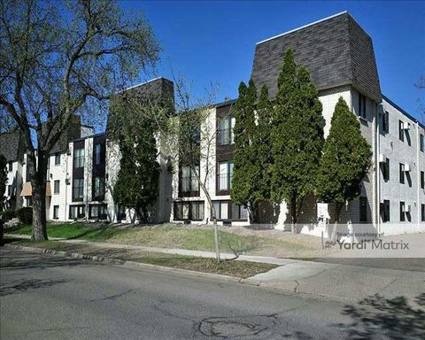 Minneapolis 1BR/1BA Apartment Home in Uptown! – photo 1