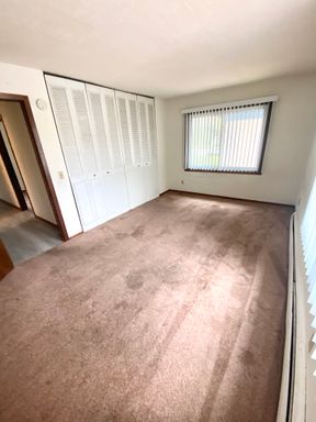 Newly Renovated 2 Bedroom 1 Bath in Osseo!