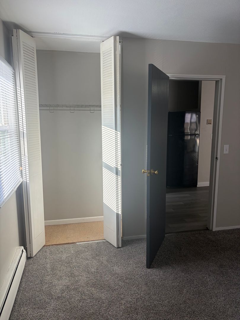 Minneapolis Apartment: 3320 Grand Ave S