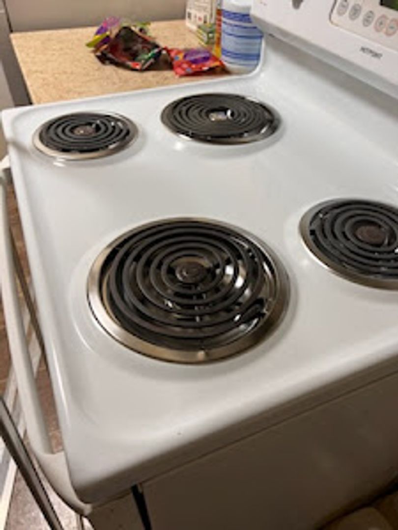 New Hope Apartment: 4601 Independence Ave N