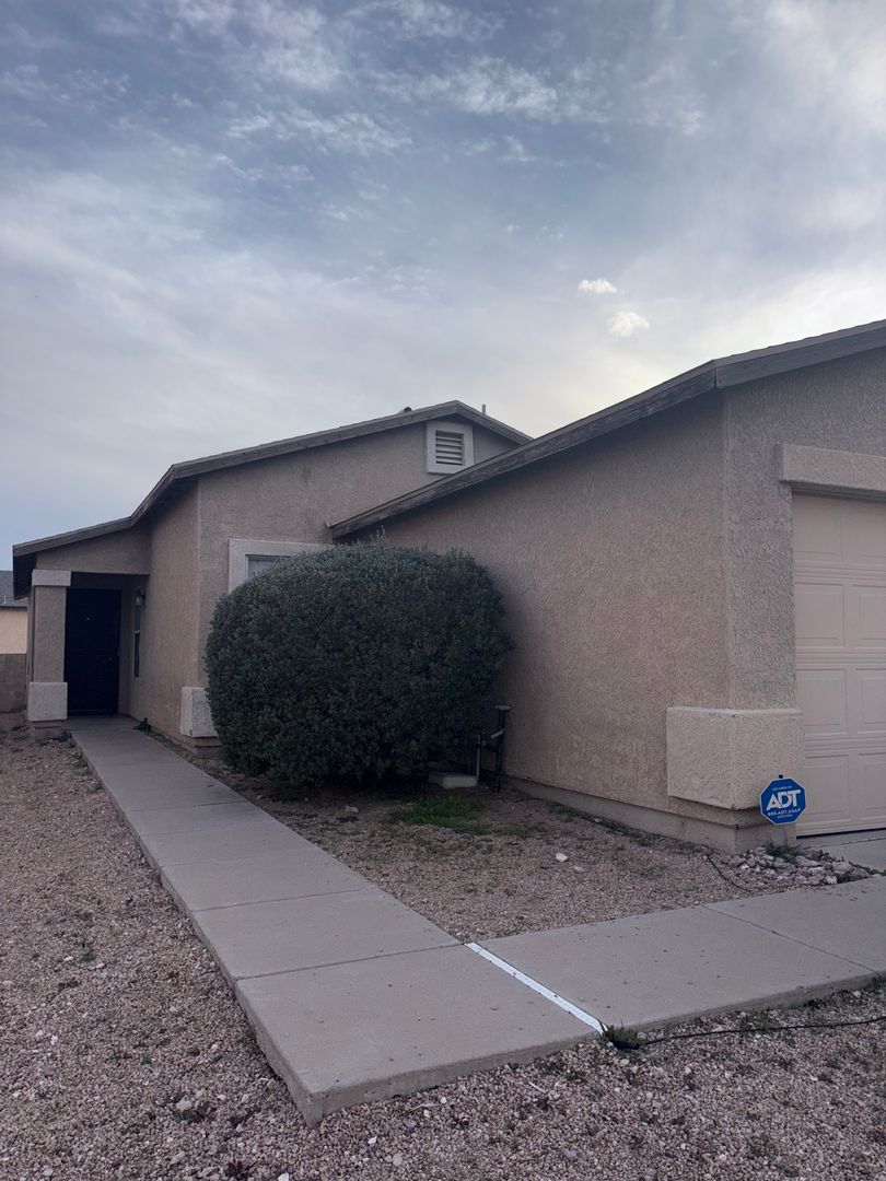 Tucson House: 3723 W. Exton Ln