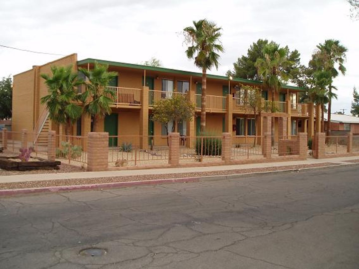 Tucson Apartment: 2585 N. Country Club Rd