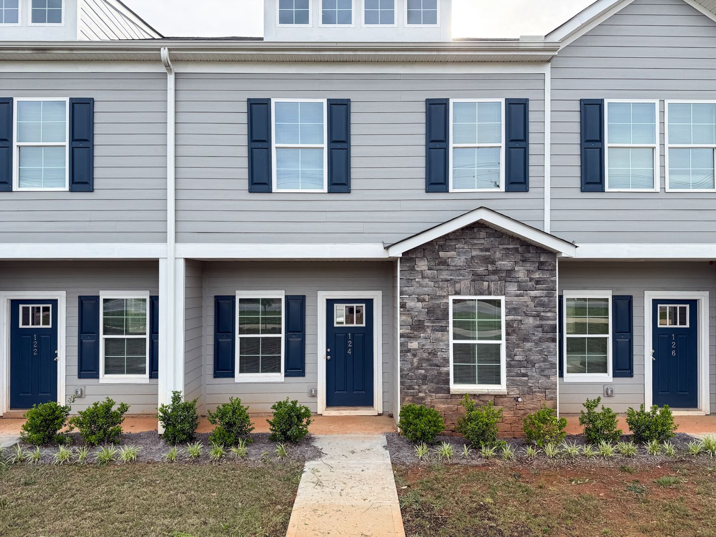 Pendleton Apartment: 804 S Mechanic St