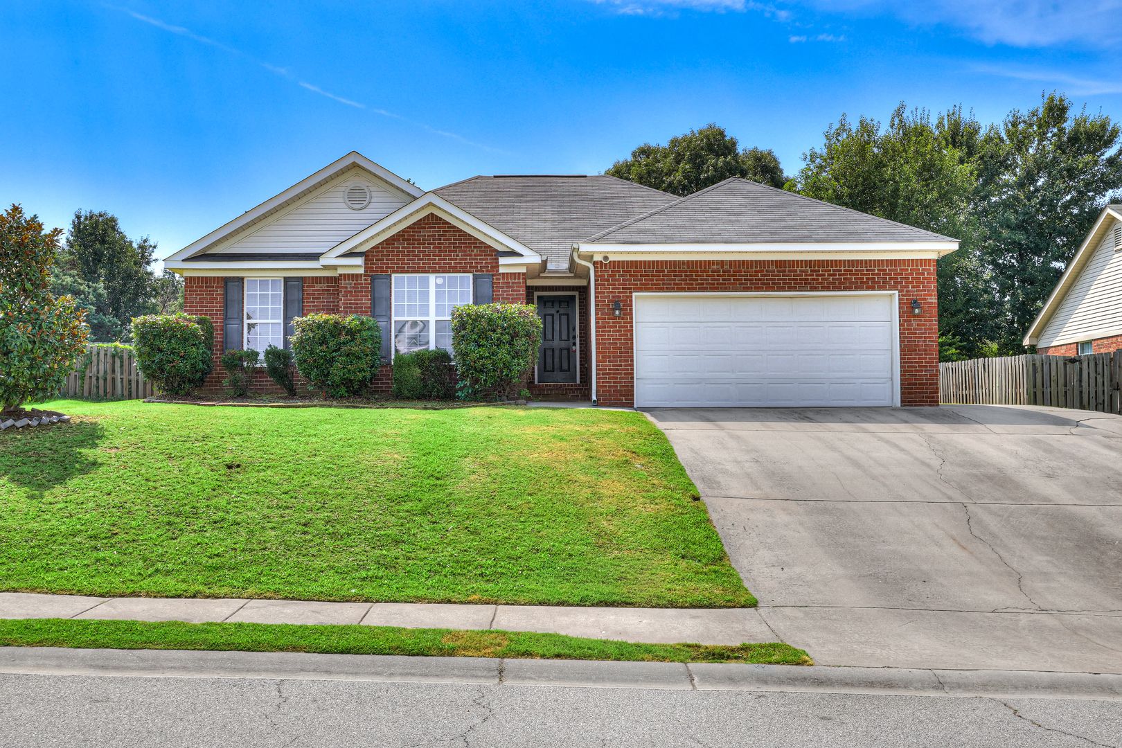 Grovetown House: 2006 Darwood Drive