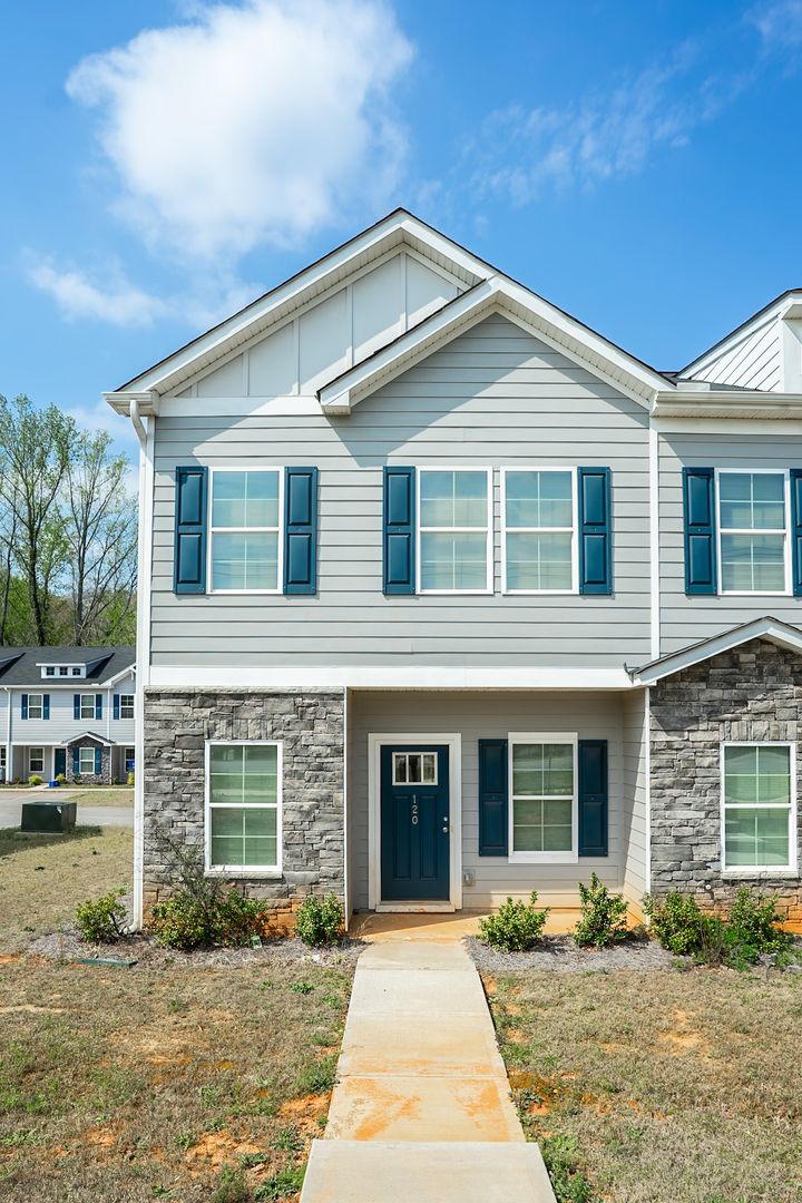 Pendleton Apartment: 804 S Mechanic St