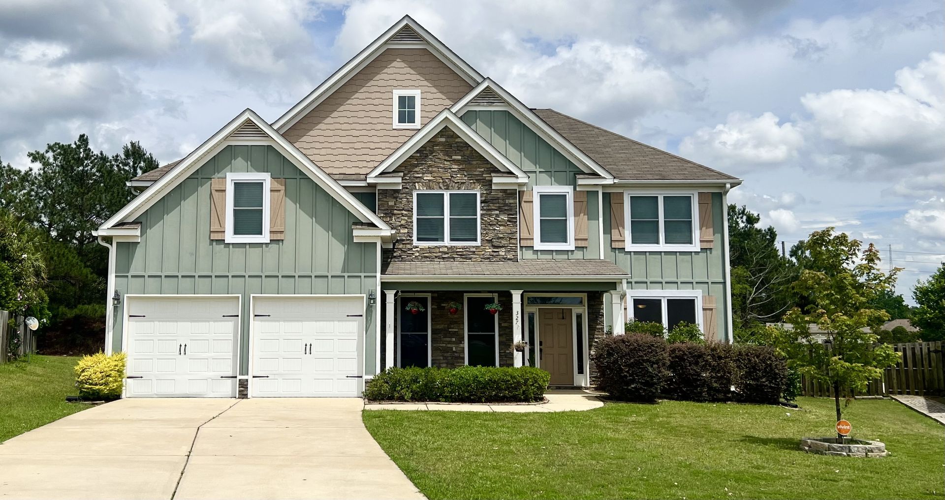 Grovetown House: 327 Clearwater Lane