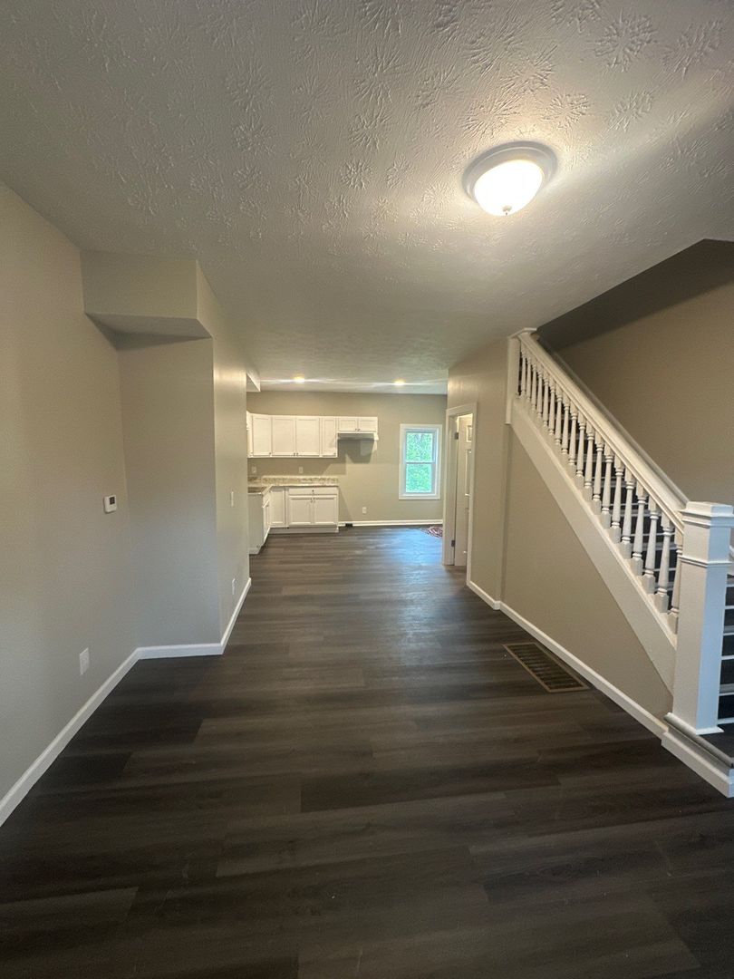 Cleveland Apartment: 3900 W 23rd St