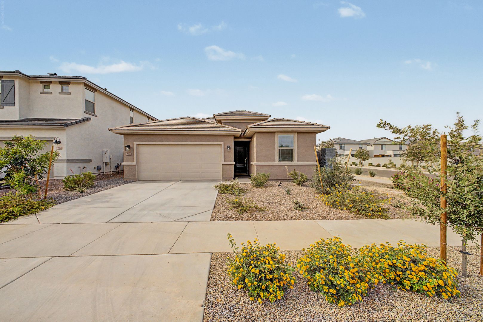 Surprise House: 17016 W. Cavedale Drive