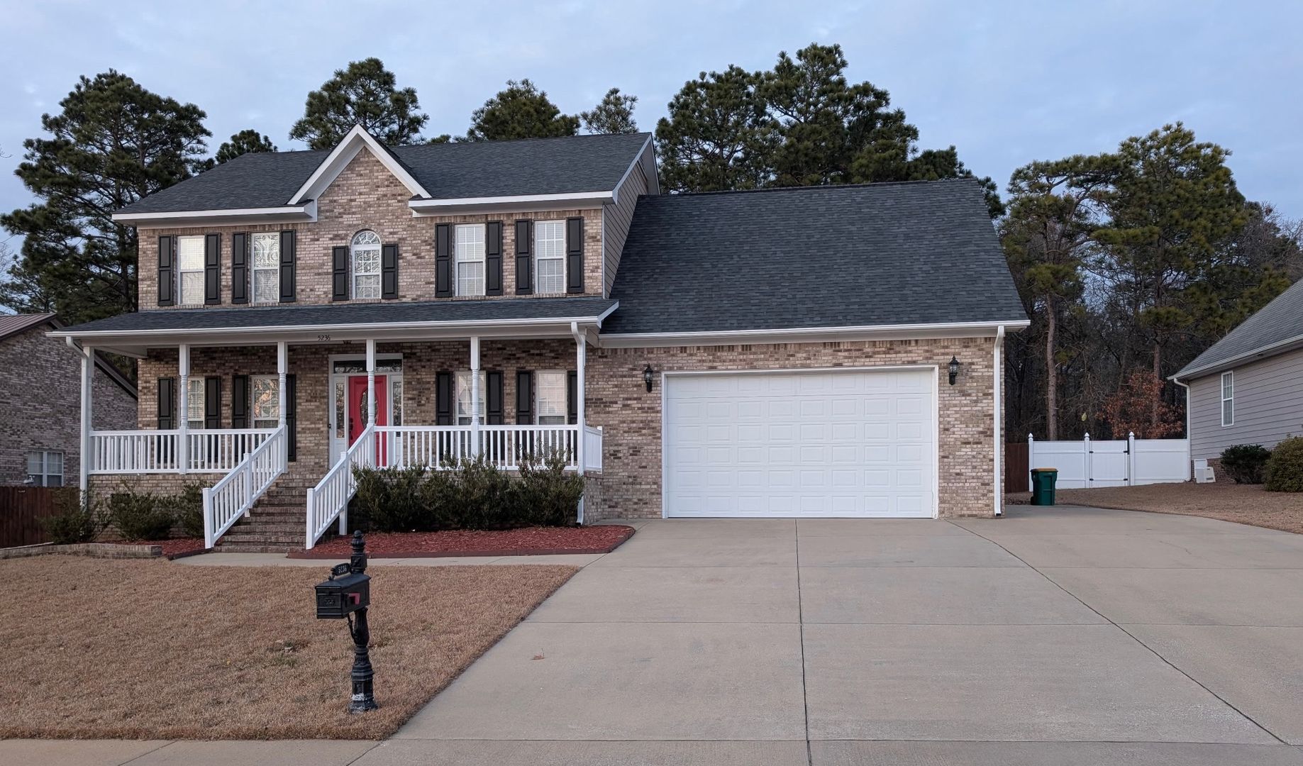 Hope Mills House: 5236 Spreading Branch