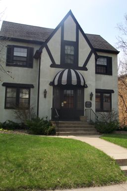 1 Bedroom - Marcy Holmes Neighborhood – photo 1