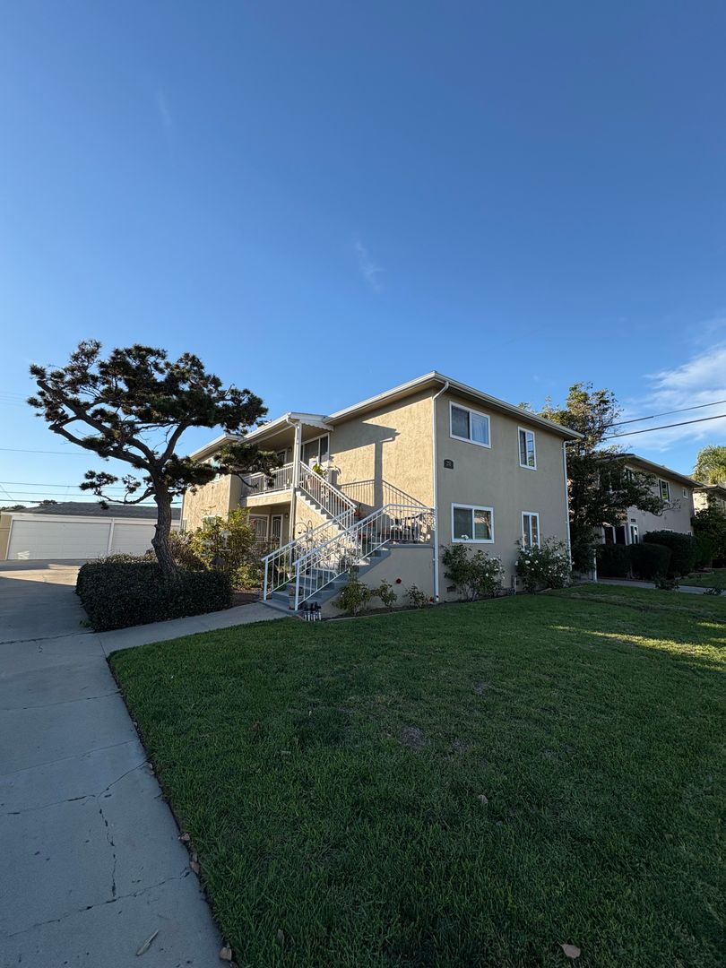 Ventura Apartment: 251 Homer Ave