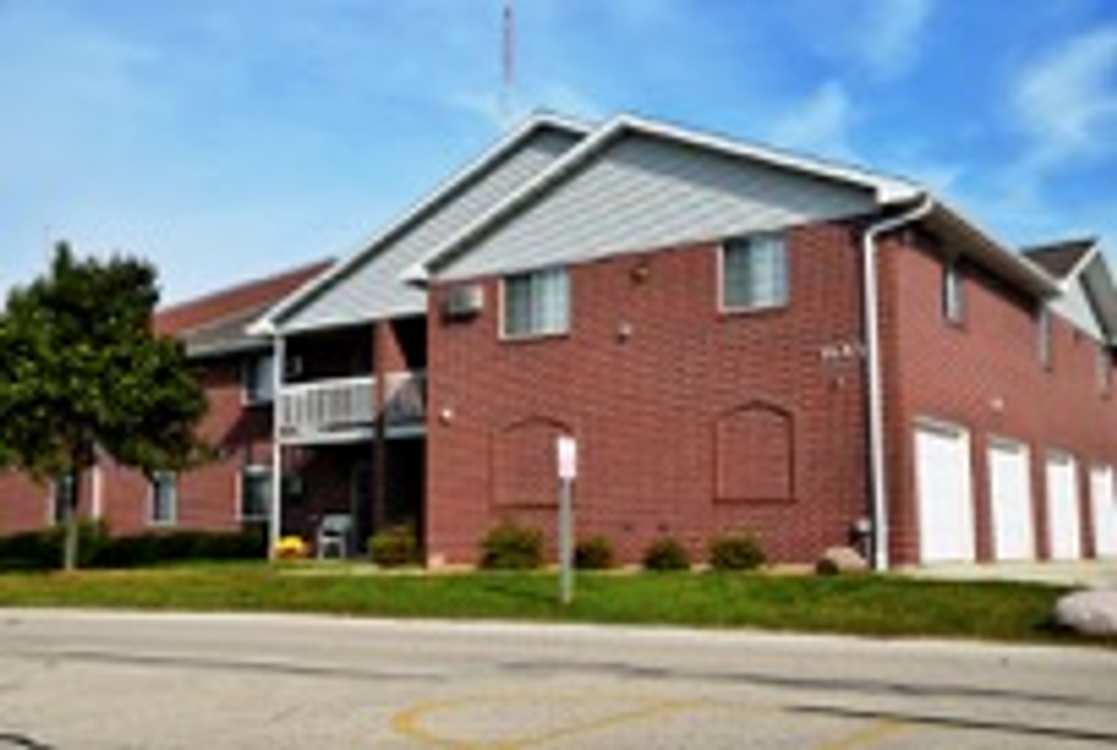 GREEN BAY Apartment: 1685 RIVERBEND TERRACE