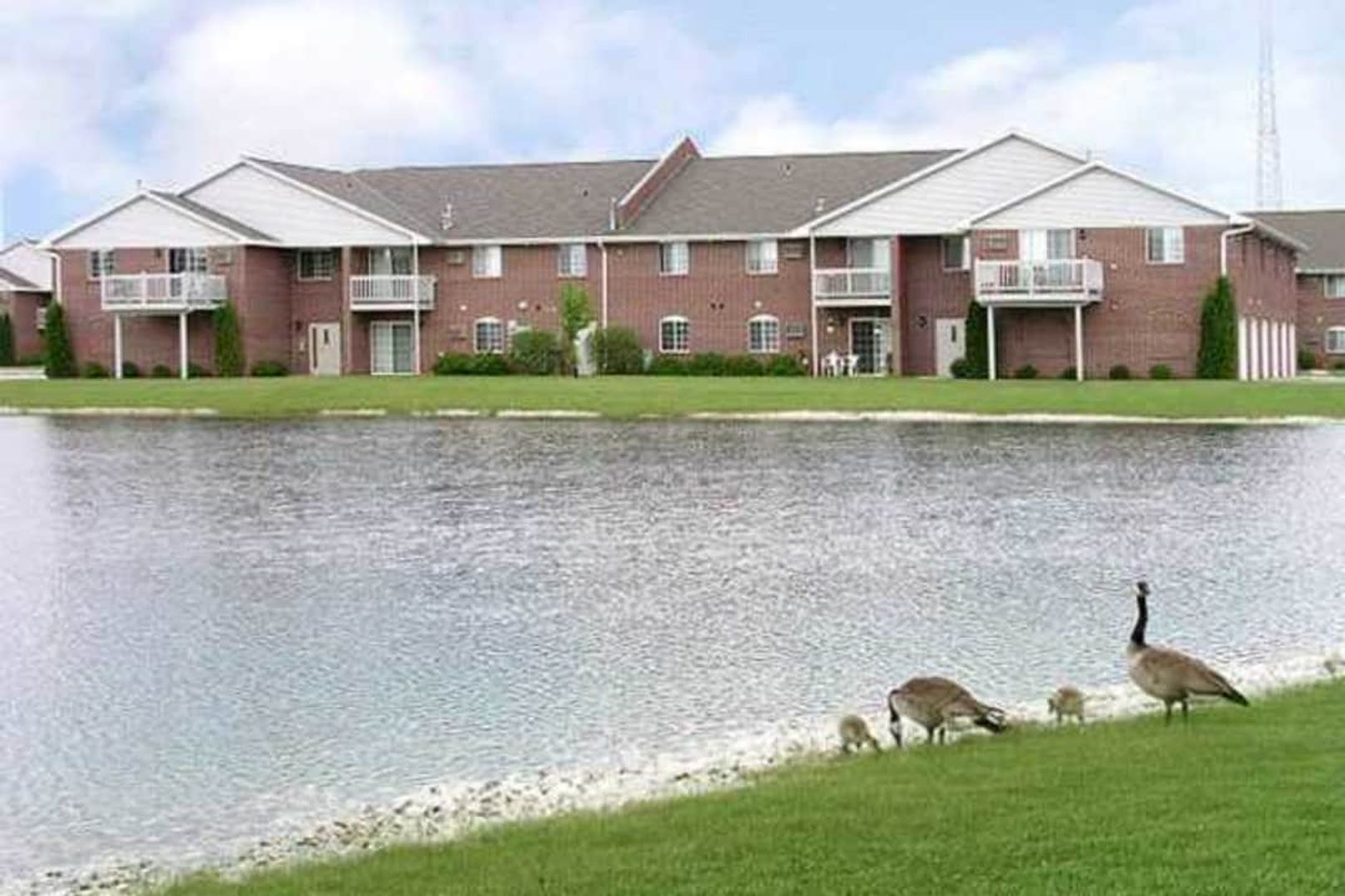 GREEN BAY Apartment: 1659 RIVERBEND TERRACE