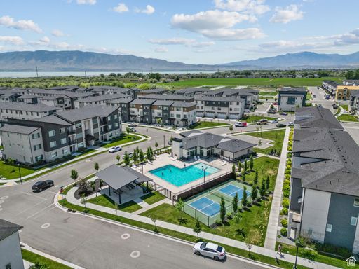 Ground-Floor Private Suite in American Fork Townhome Near Silicon Slopes