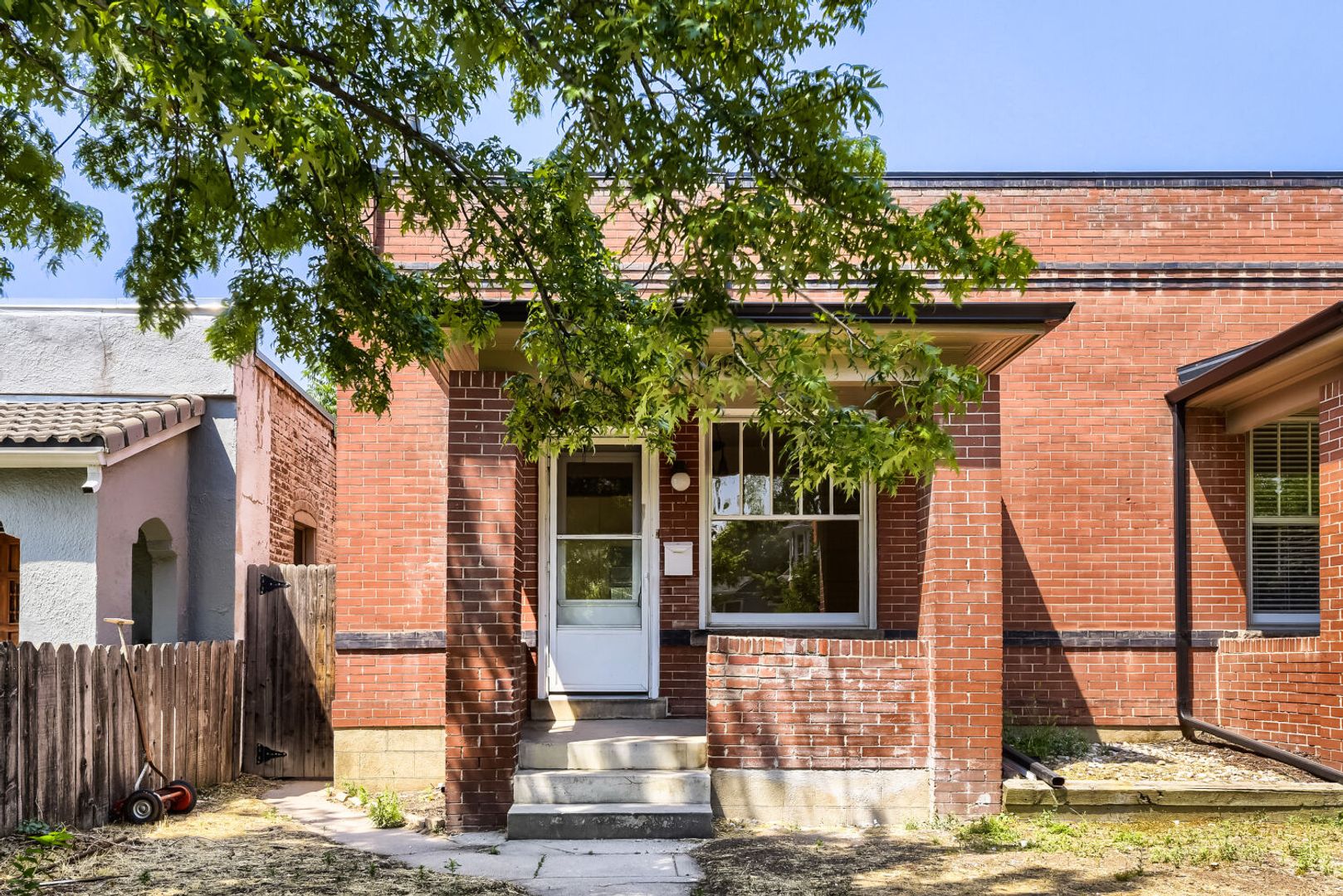 Denver Townhome: 1055 S. Pearl St.