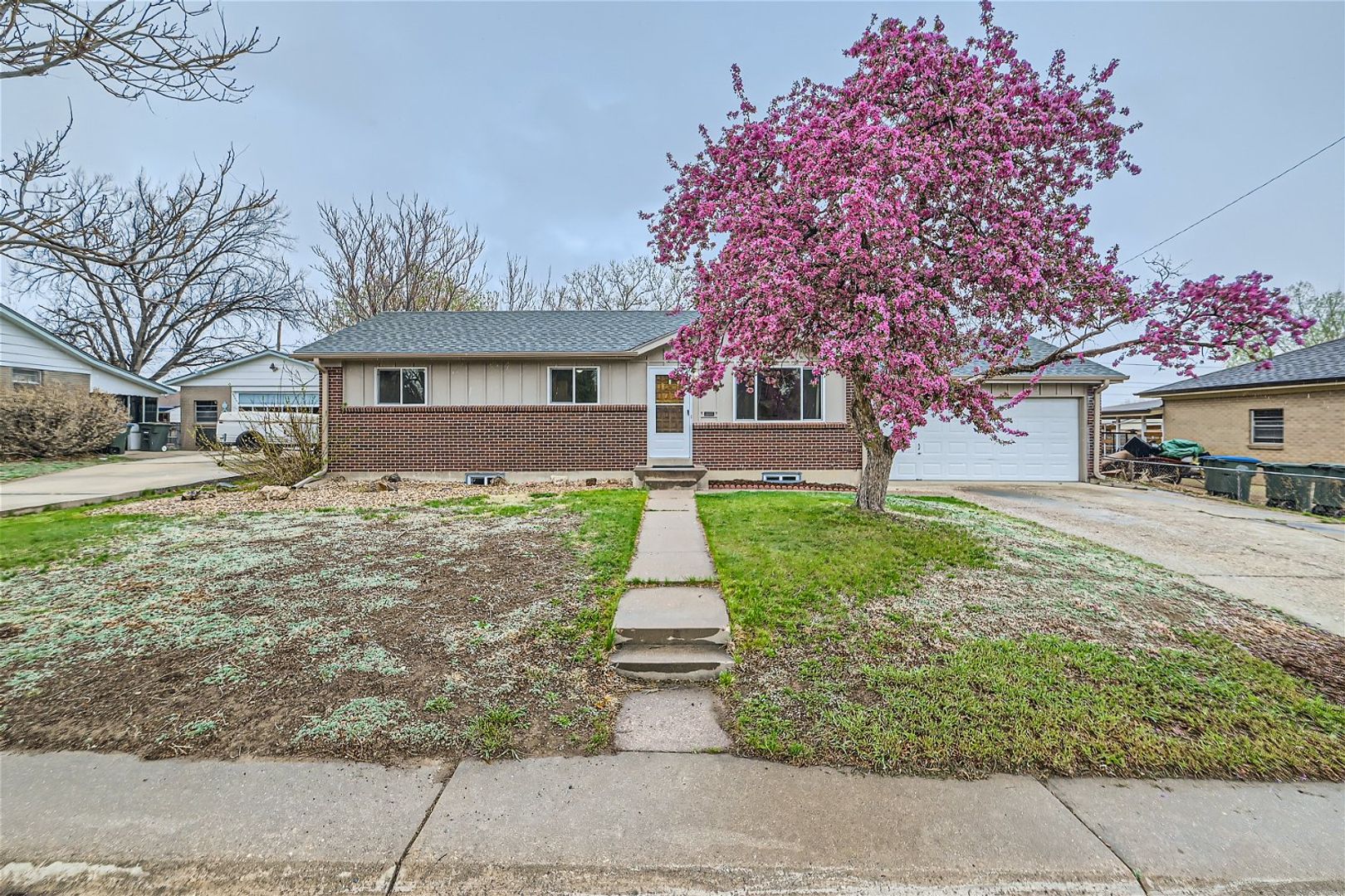 Northglenn House: 11256 Franklin St