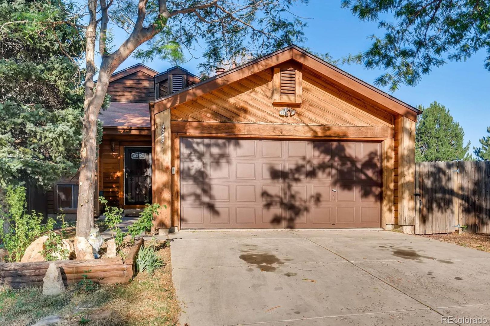 Aurora House: 4288 S Richfield Street