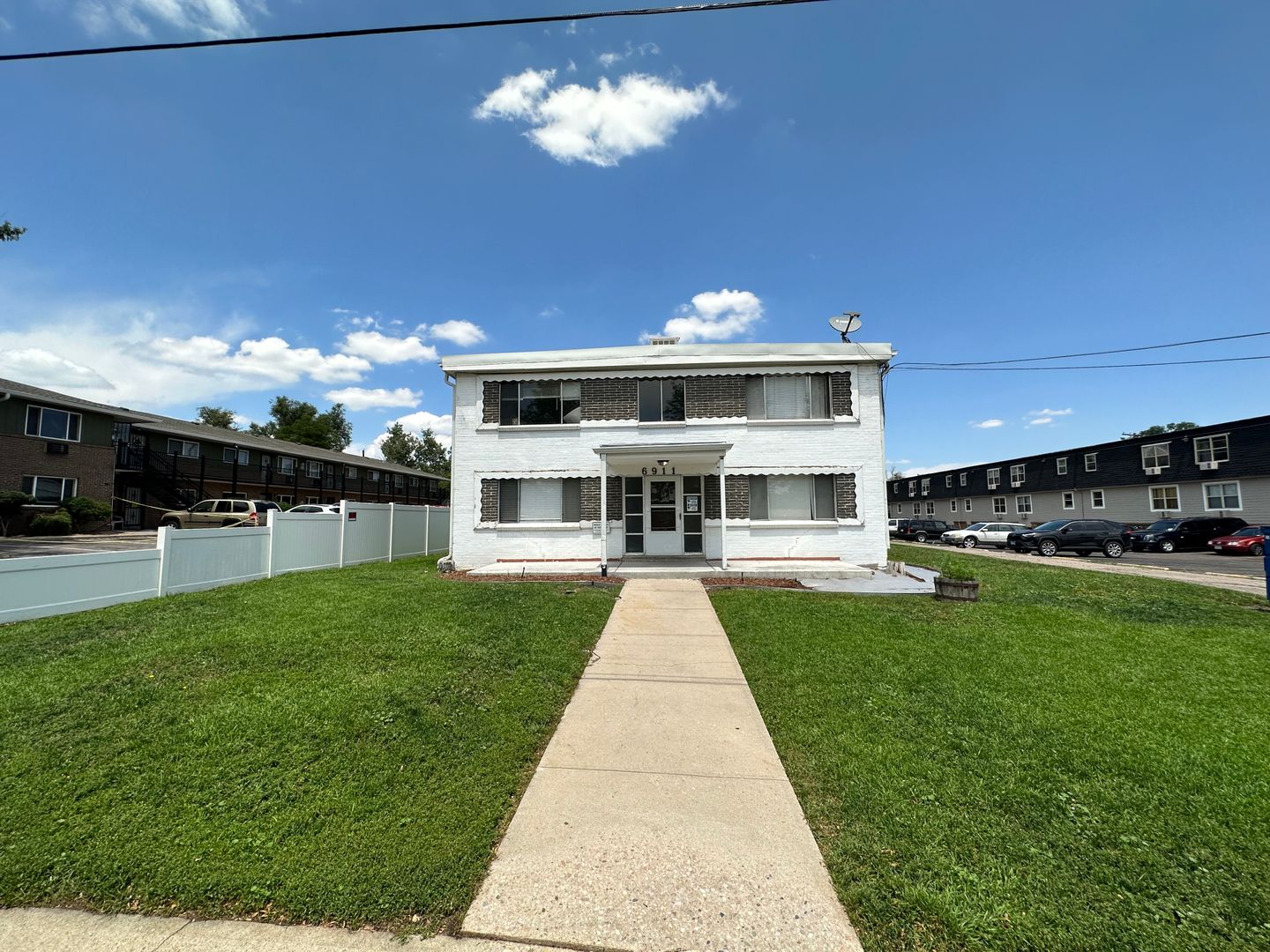 Edgewater Condo: 6911 W 24th Ave #3