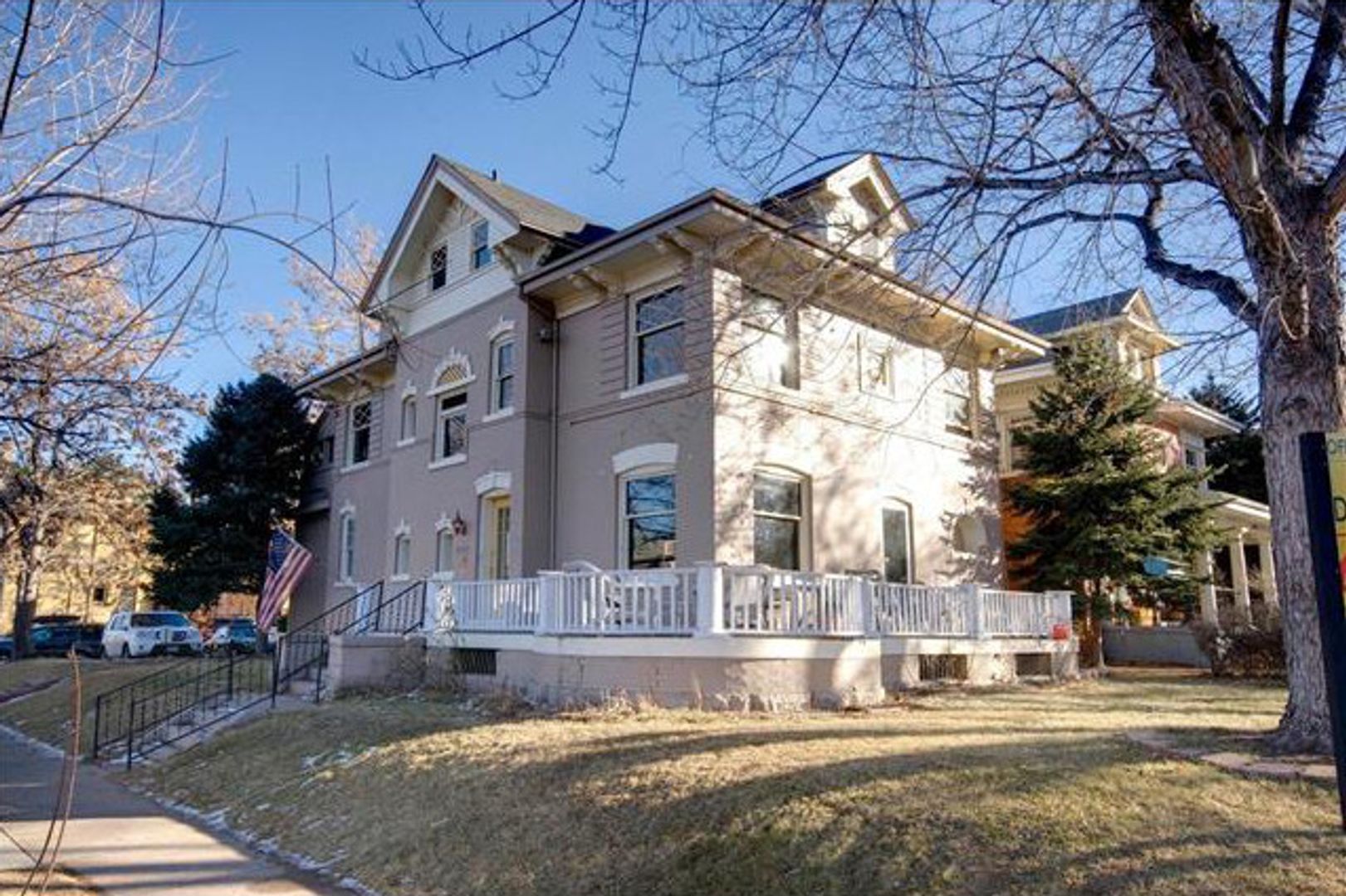 Denver House: 2010 E 17th Avenue #3