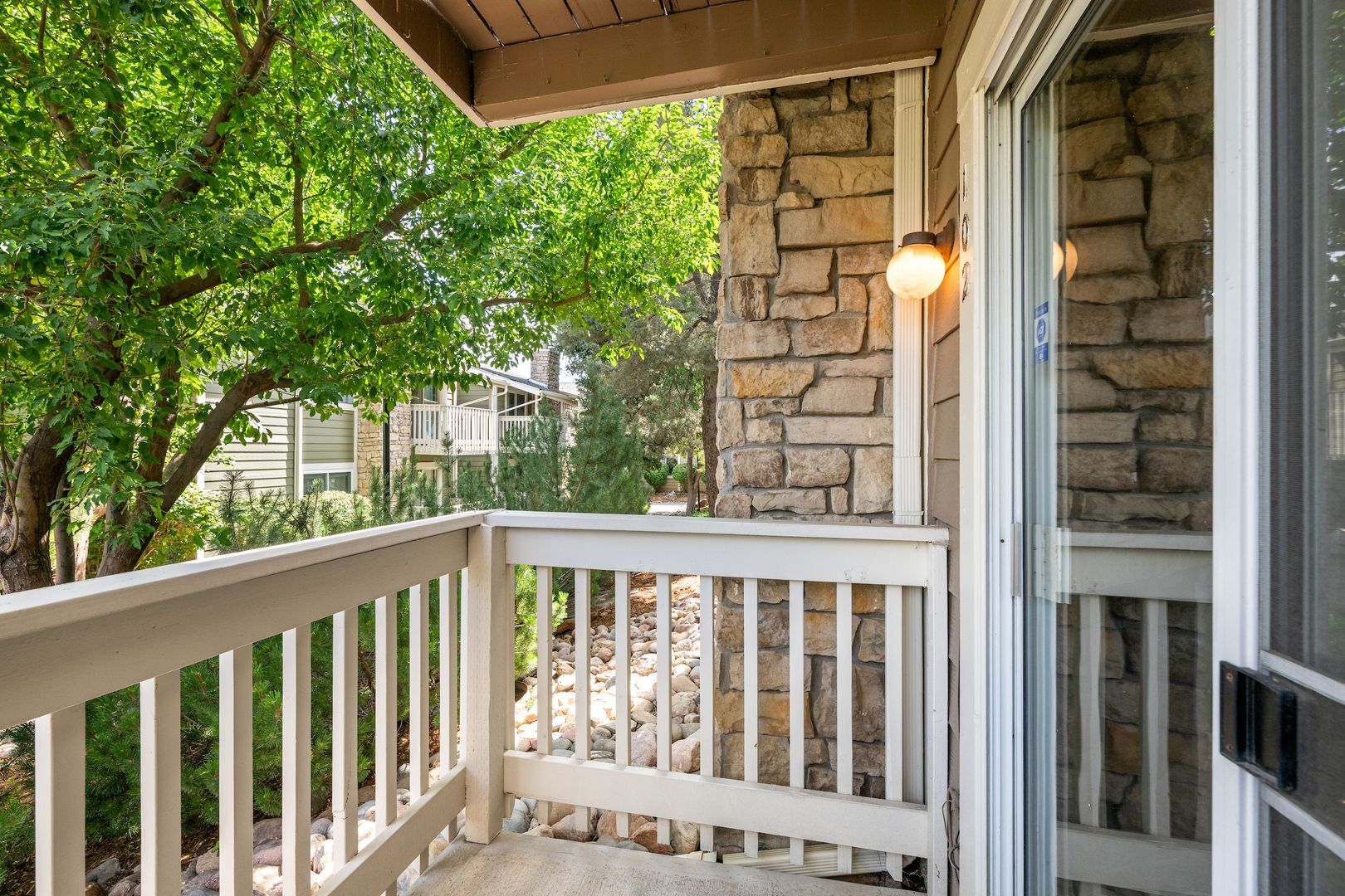 Denver House: 4400 S Quebec St #102R