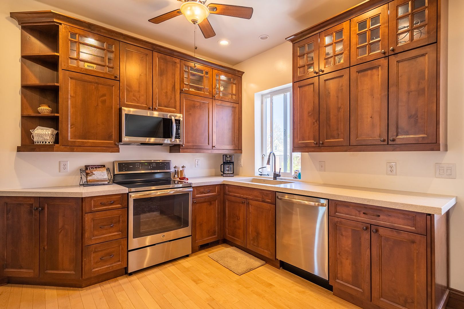 Denver Apartment: 205 N Logan St