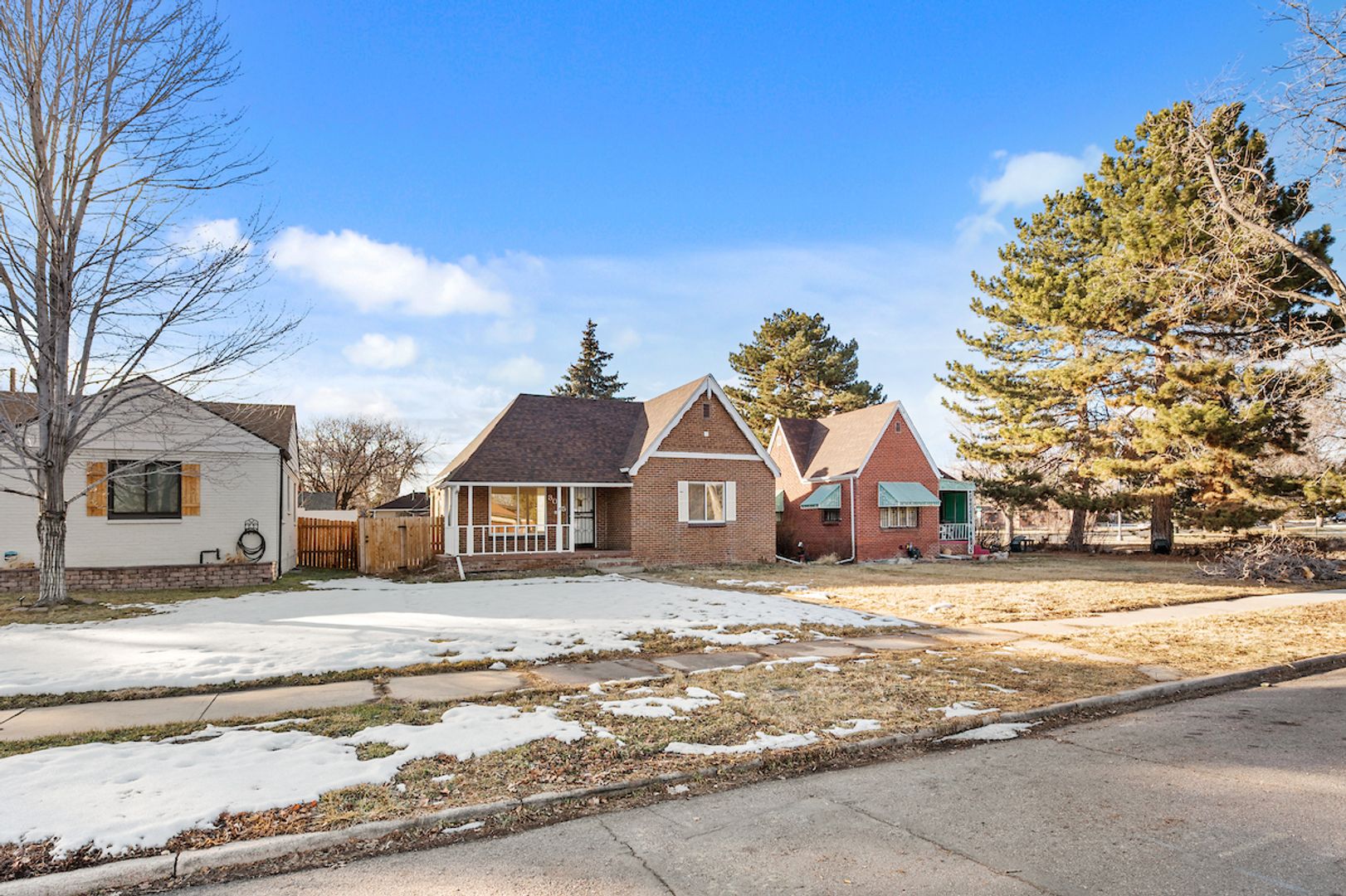 Denver House: 3085 N Clermont St