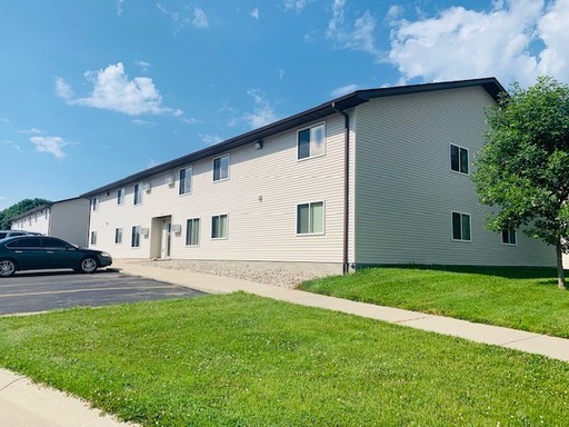 Countryside Meadows - 3 bed, 2 bath spacious apartment
