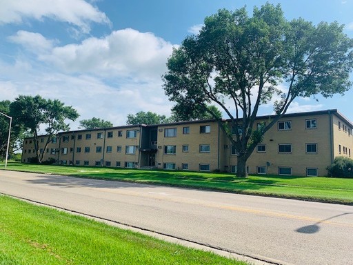 Countryside Estates - 2 bedroom apartments close to Campus