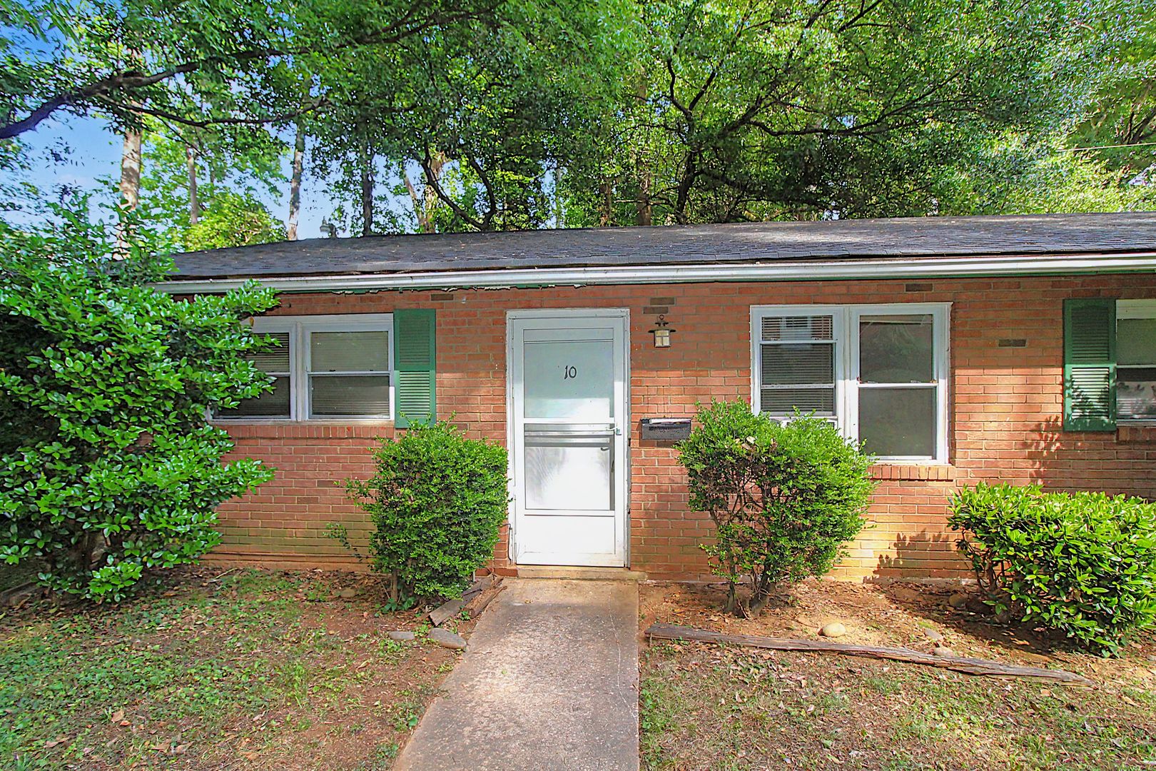 Charlotte Apartment: 2535 Vail Ave