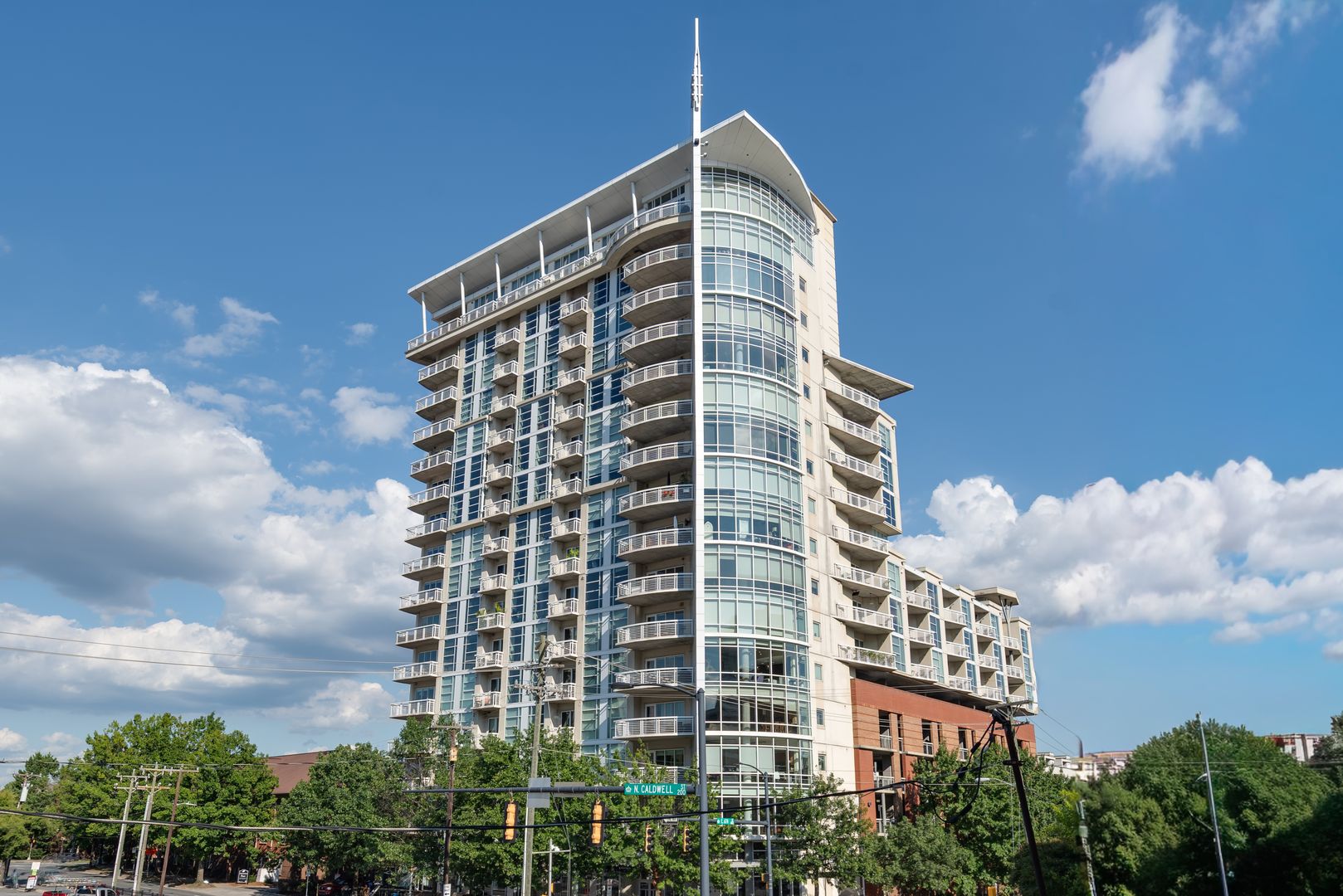 Charlotte Condo: 505 E 6th Street Unit 808