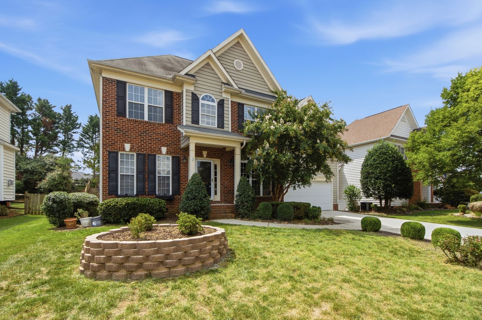 Huntersville House: 16903 Hampton Trace Road