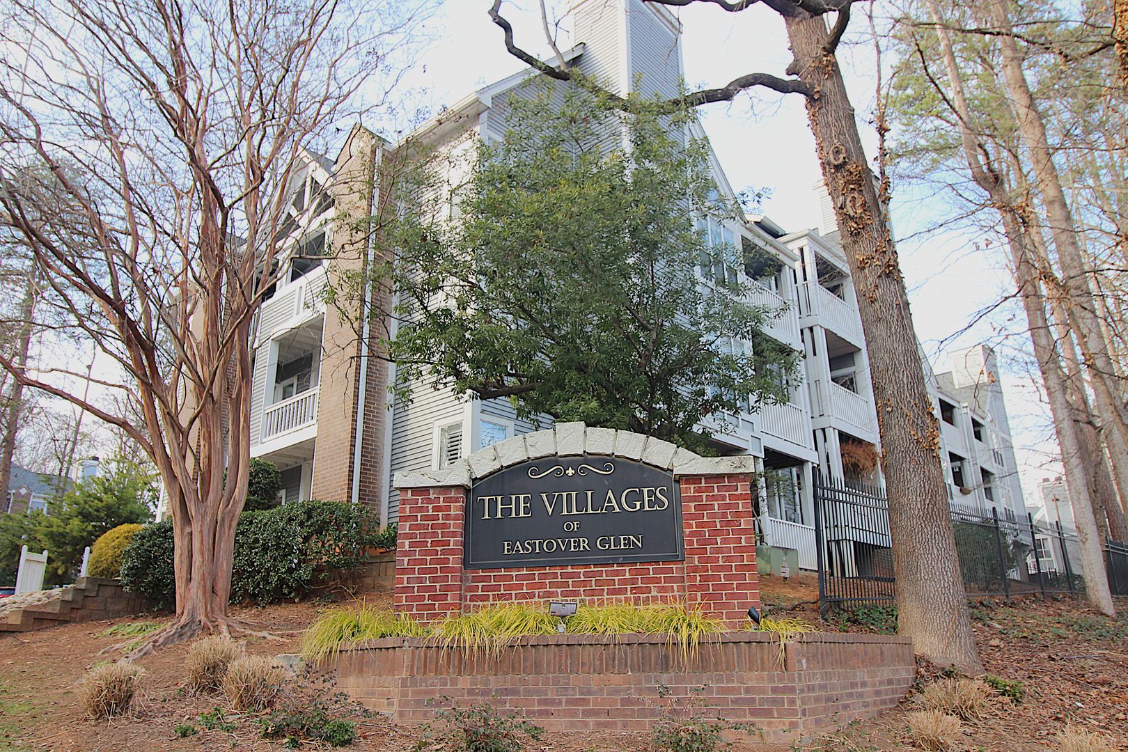 Charlotte Condo: 2510 Cranbrook Lane #22