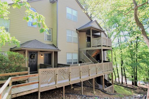 2-Bedroom Condo on the Sugar Creek Greenway! – photo 1