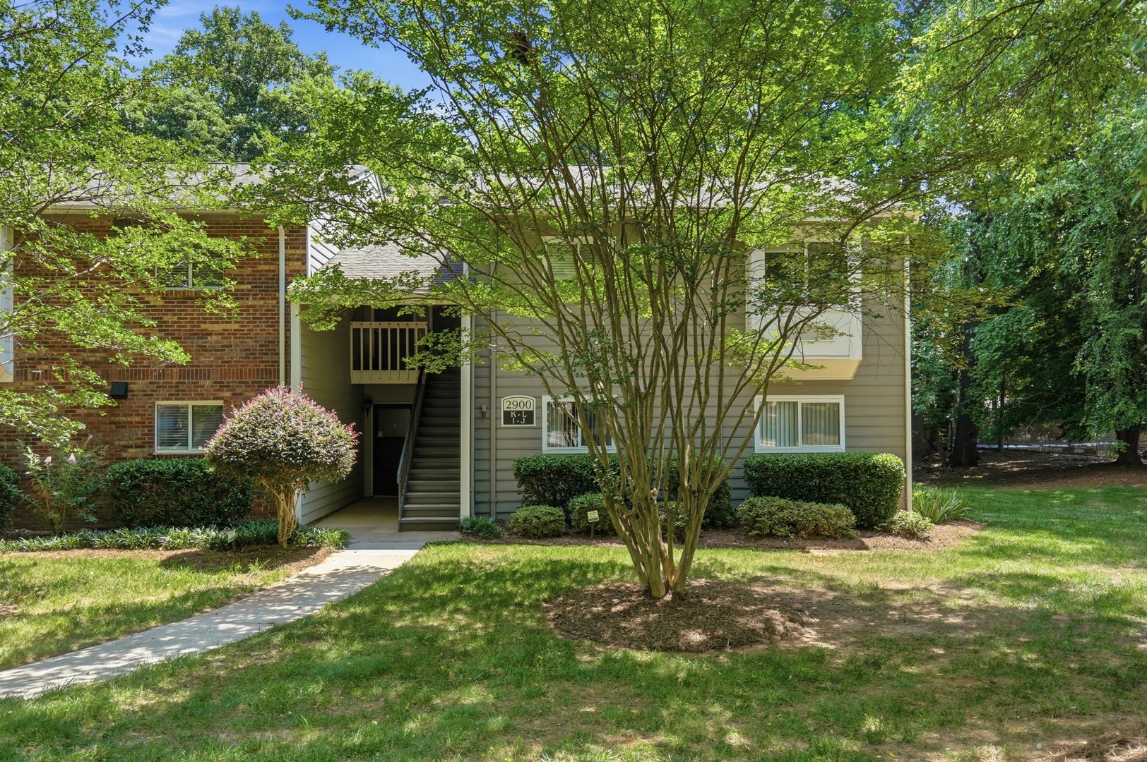 Charlotte Condo: 2900 Heathstead Place, Apt I