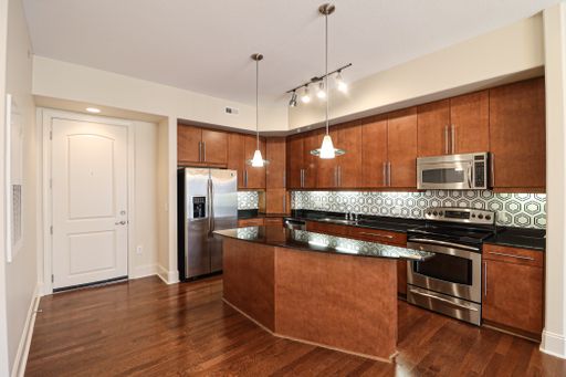 Piedmont Row Condo! – photo 1