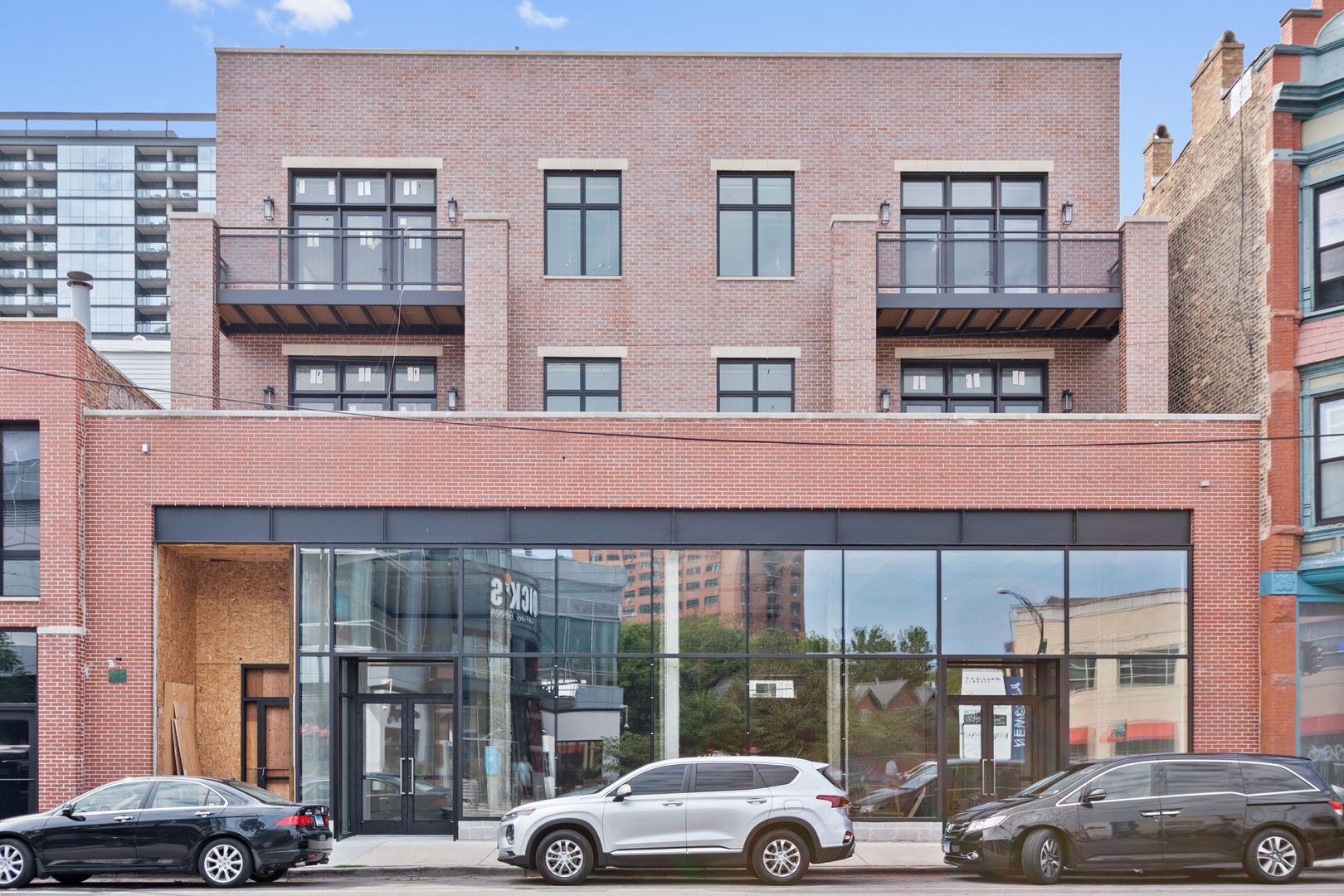 Chicago Apartment: 1530-34 N. Halsted Street