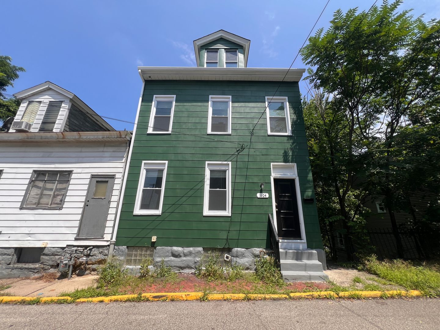 Pittsburgh House: 1104 Brabec Street