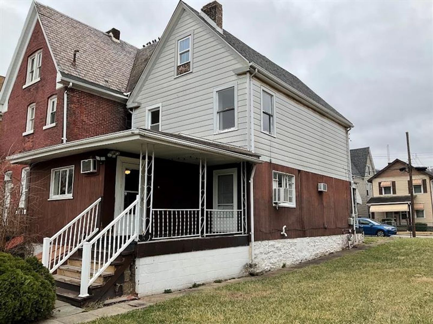 Turtle Creek House: 115 10th Street