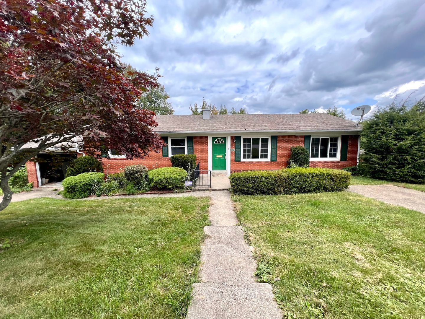 Aliquippa House: 5136 Yale Drive