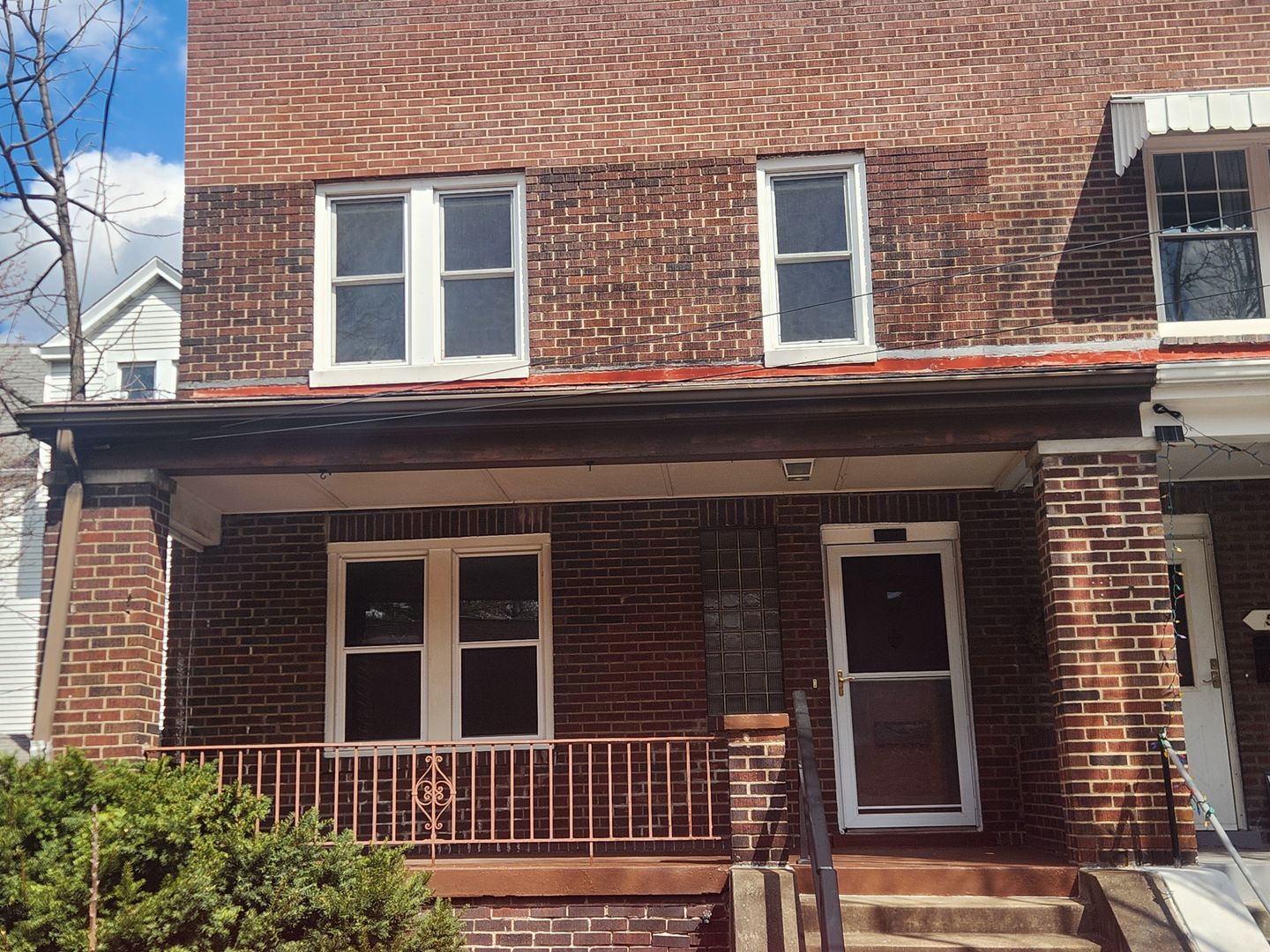 Pittsburgh House: 517 Summerlea Street